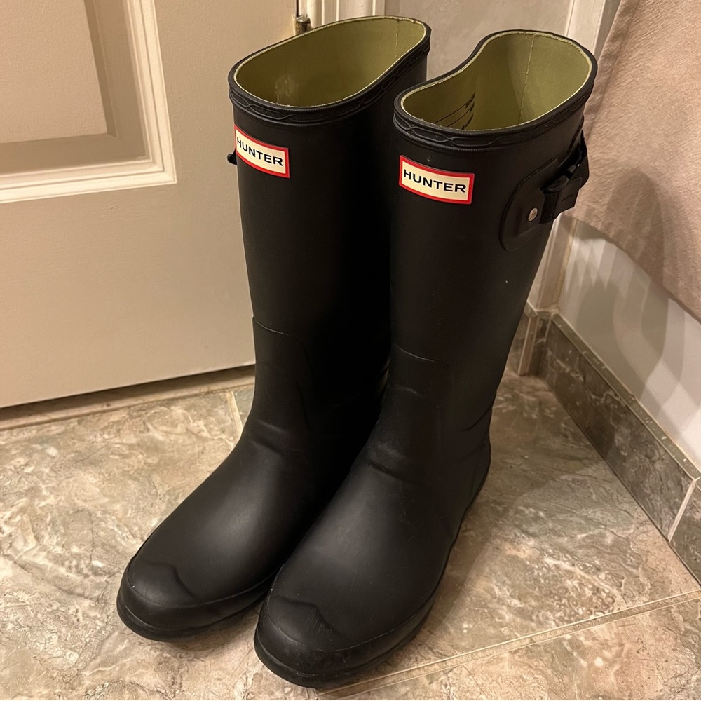 huntress rain boots